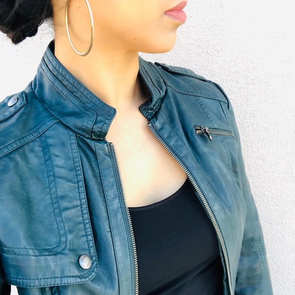 Guess Jackets & Blazers - GUESS beautiful green faux leather moto jacket M